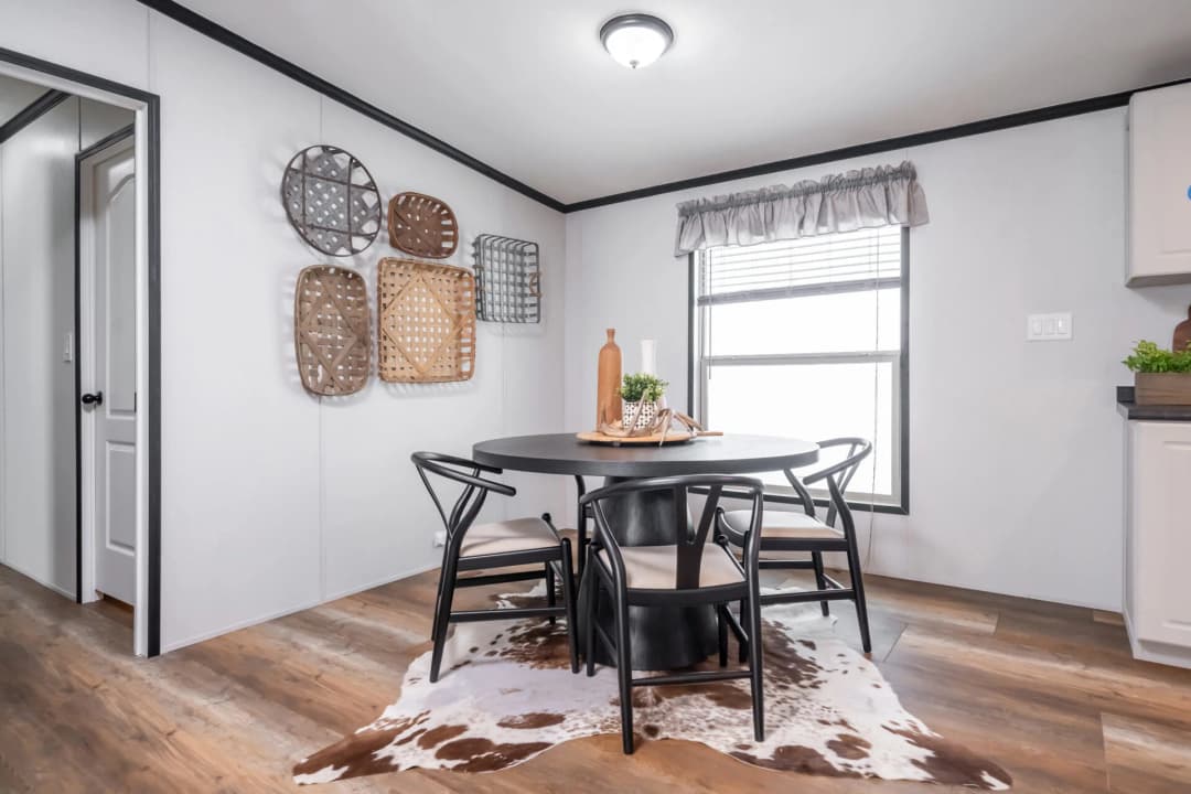 Select s-2468-42a interior home features