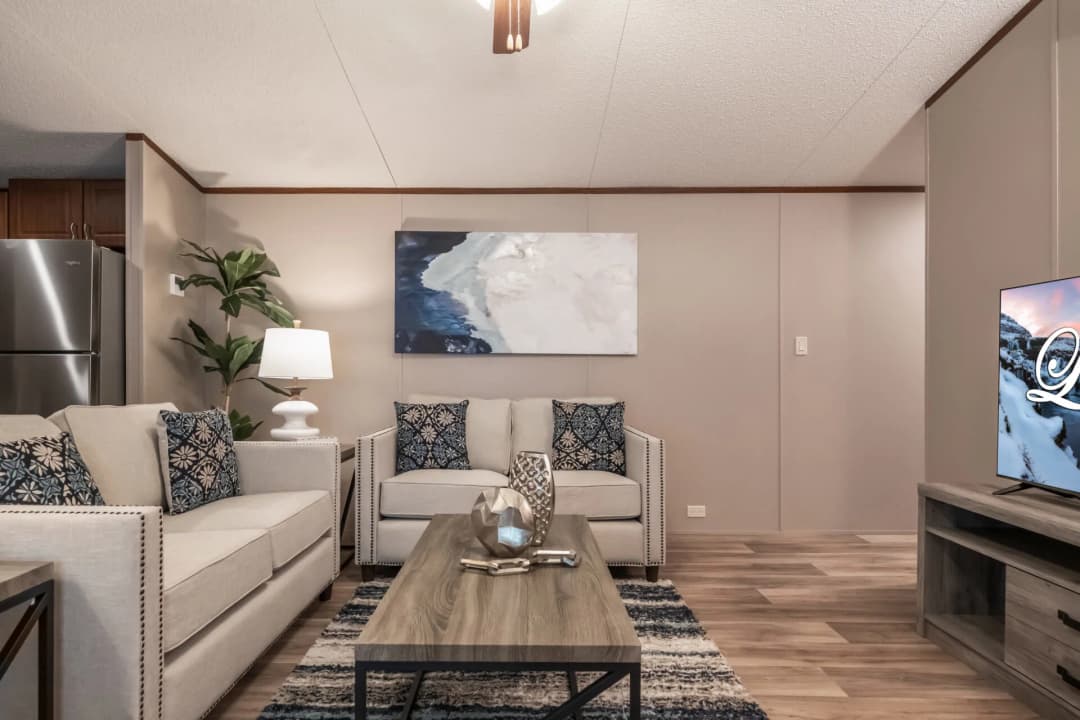 Classic c-1664-32c interior home features