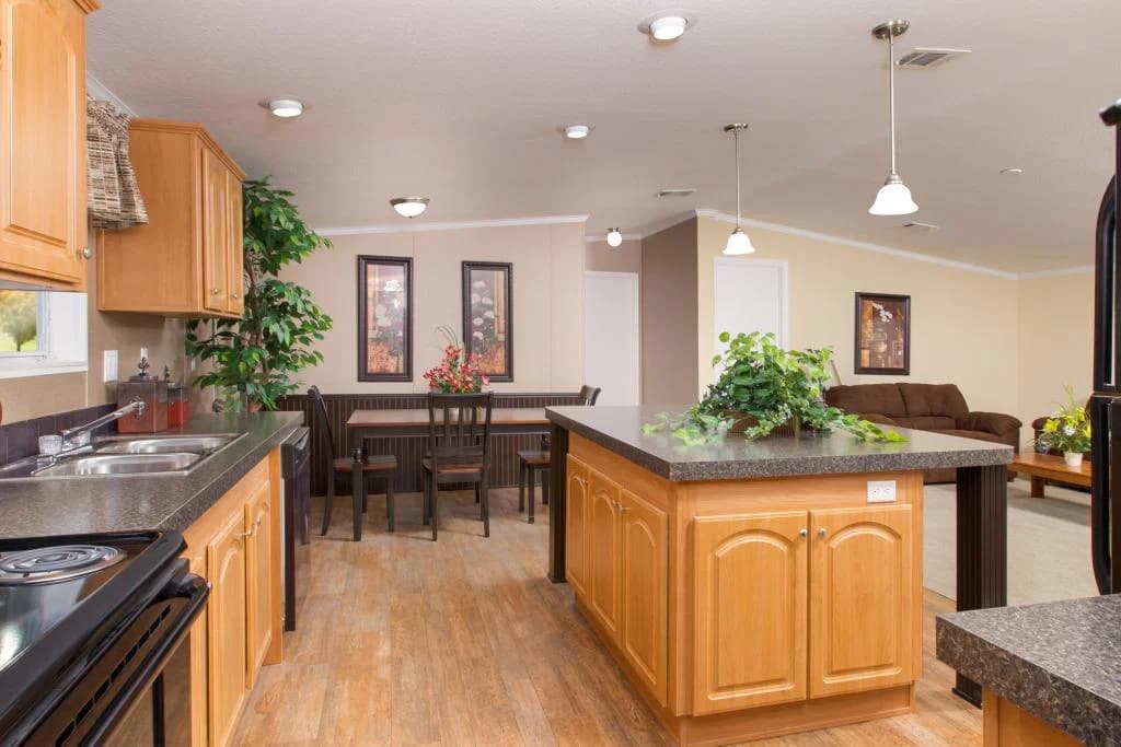 Peyton 2848 kitchen home features