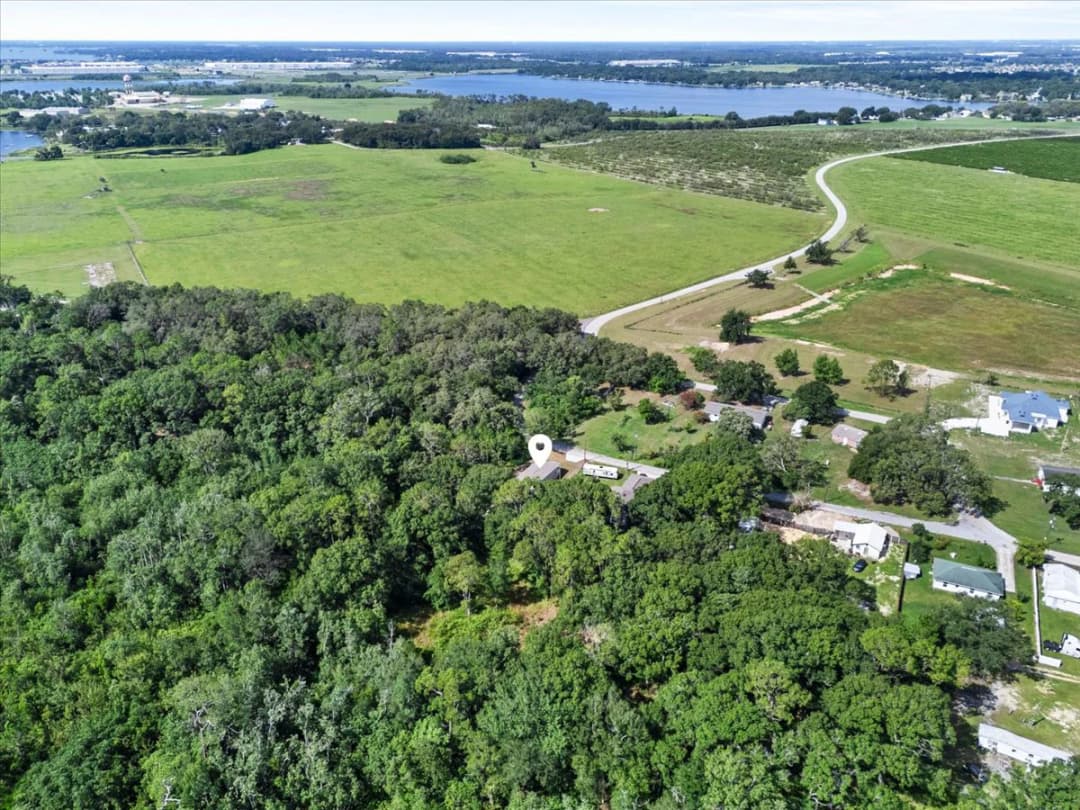 2270 griffin road, bartow, florida 33830  (sold) $199,999 exterior home features