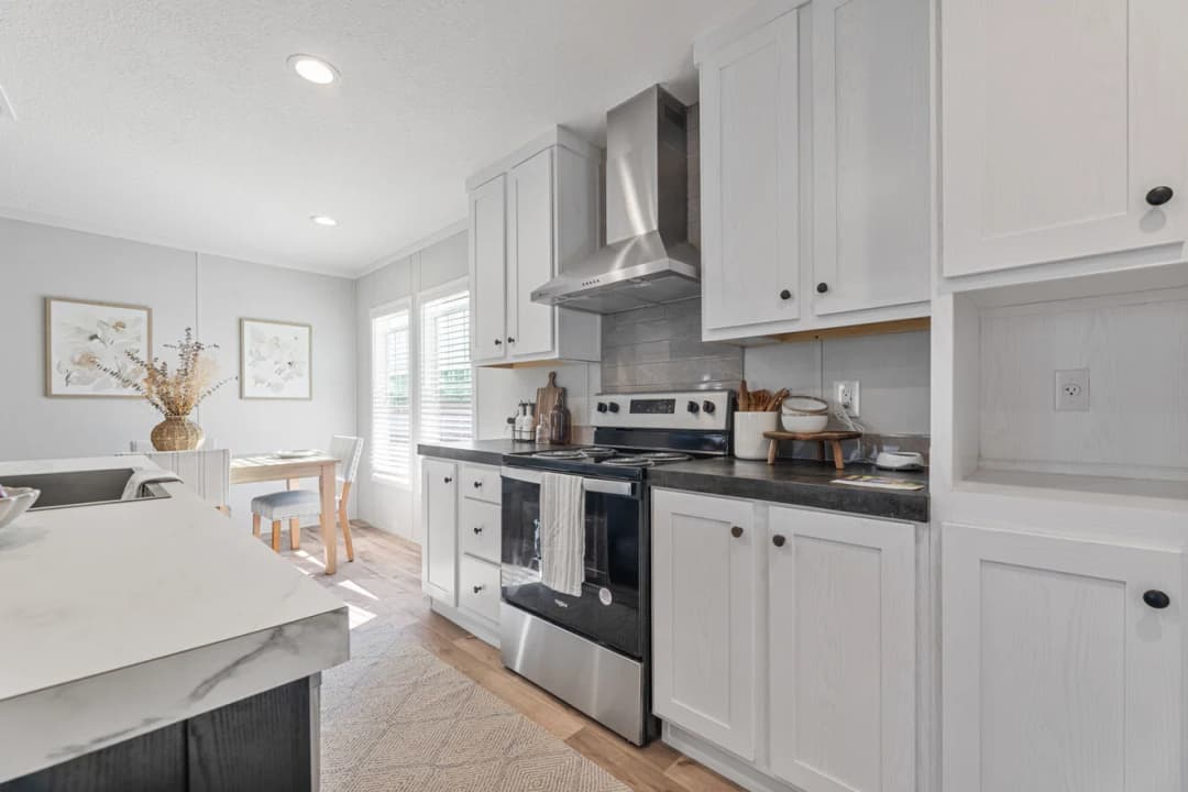 Vivid 28603n kitchen home features