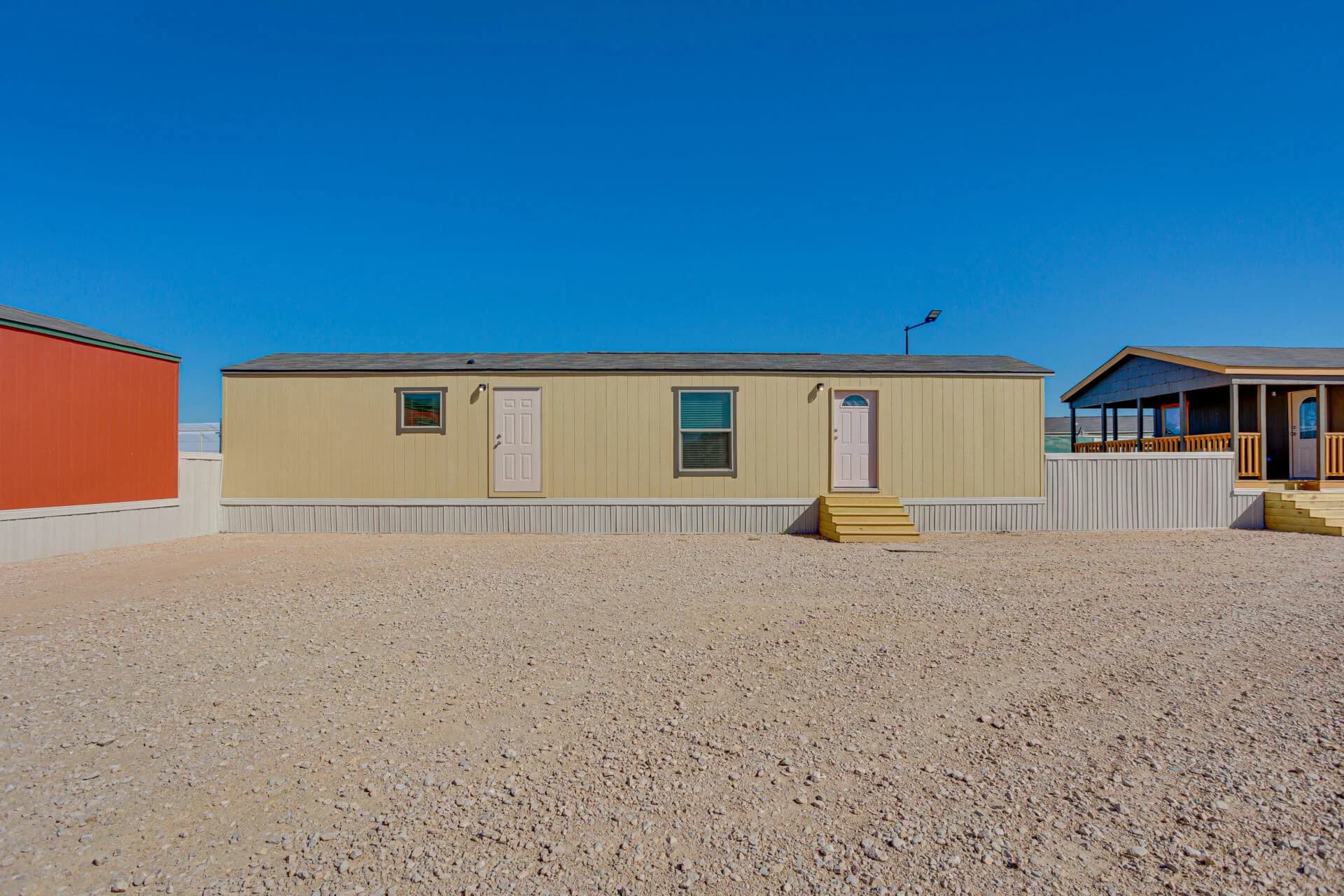 Select s-1256-21a elevation and exterior home features