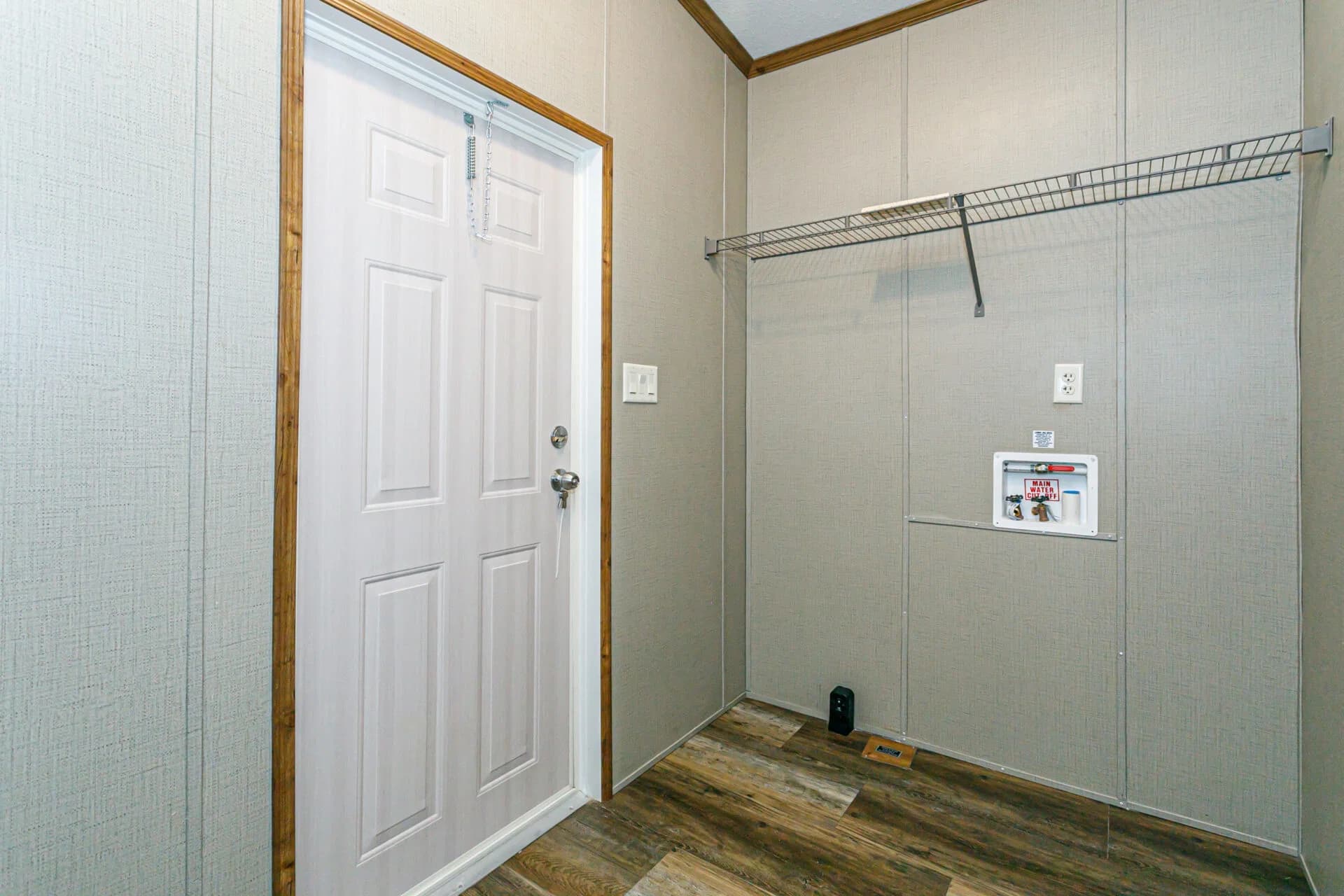 Doublewide h-3672-43a bedroom home features