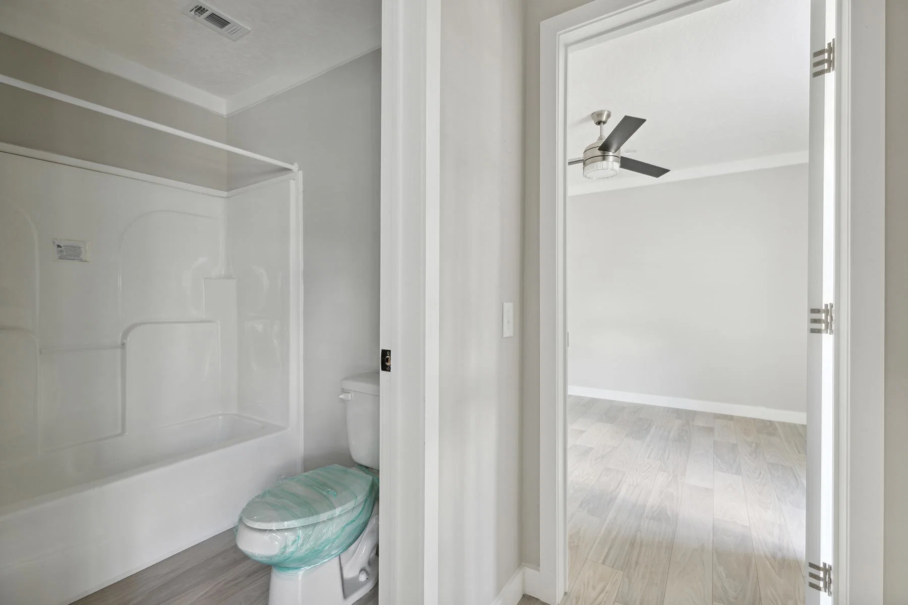 Liberty bathroom home features