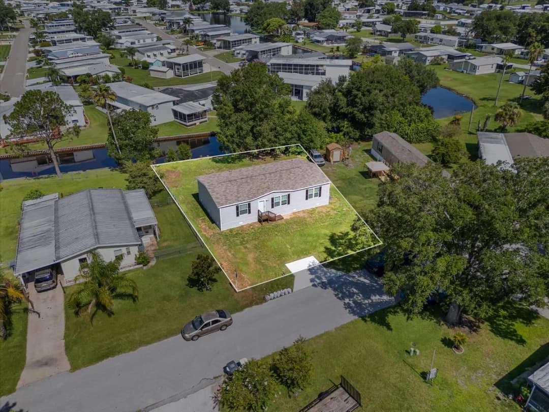 9060 sarah drive, polk city, florida 33868 (sold) exterior home features