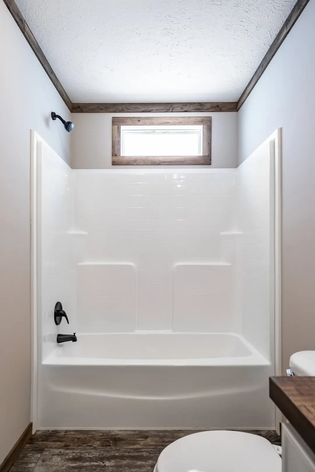 The bobby jo bathroom home features