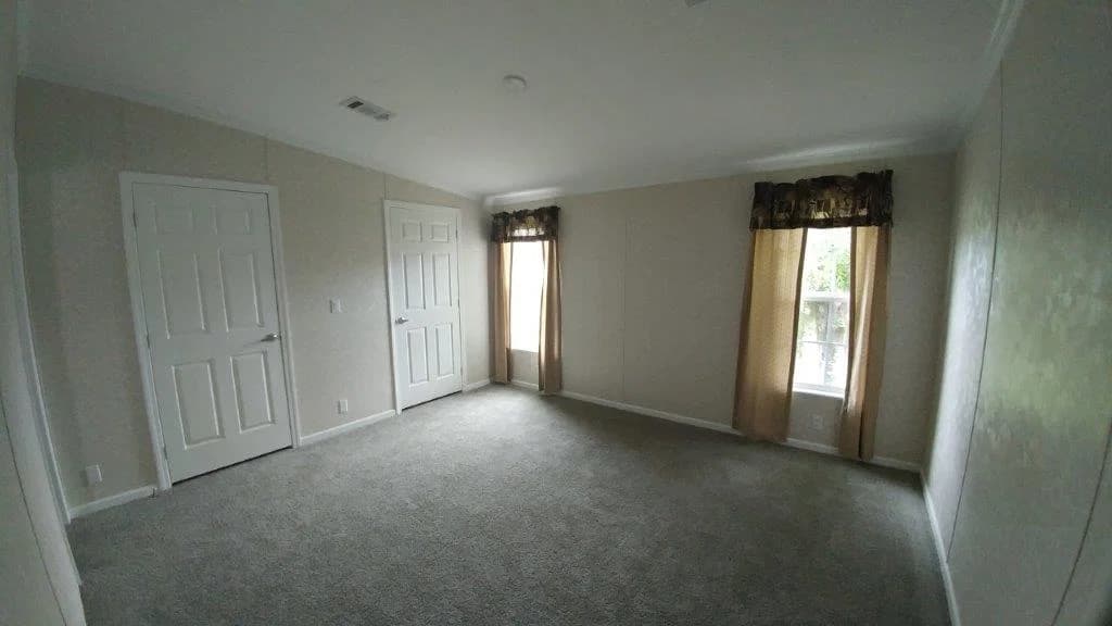 Brandon 2866 bedroom home features