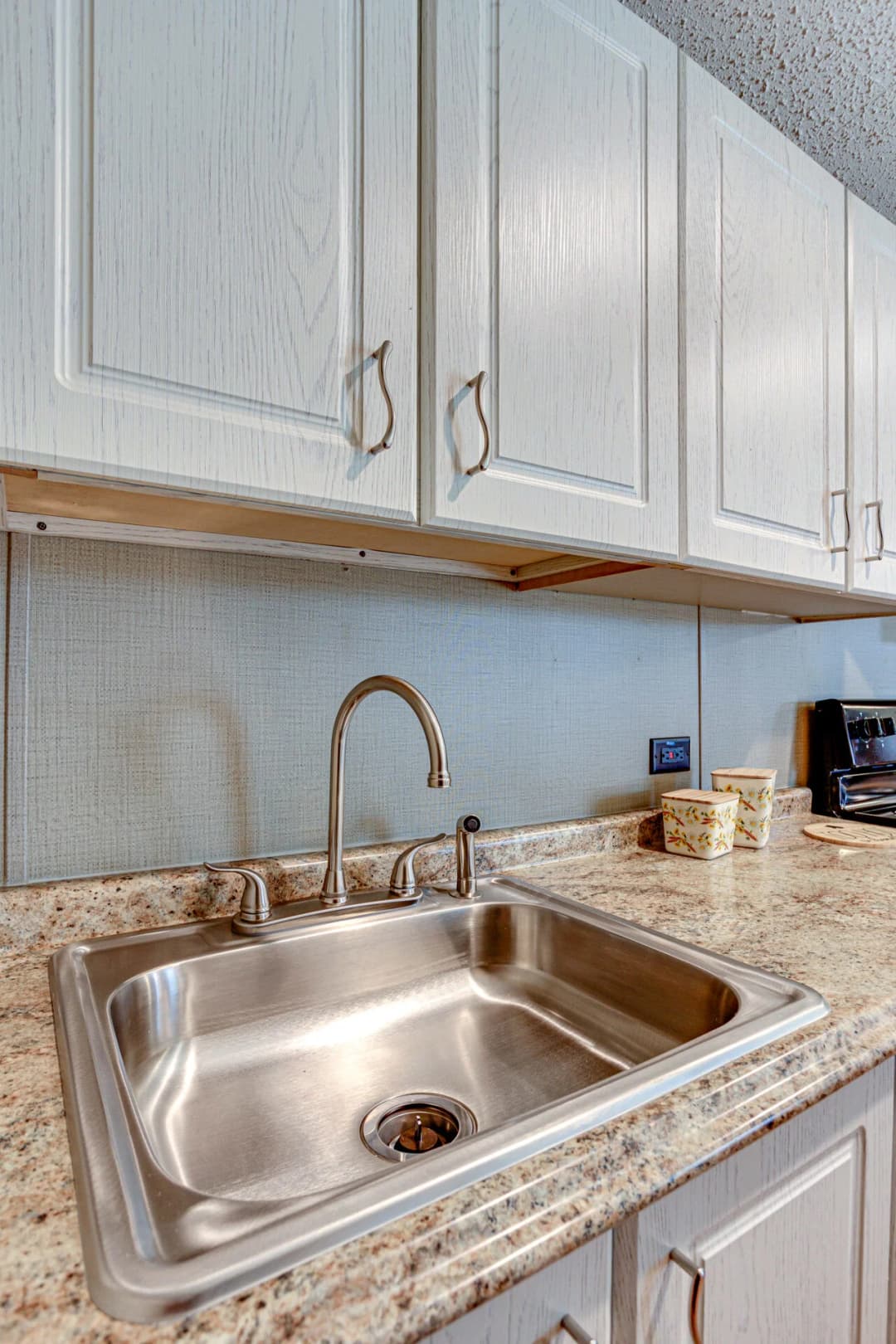 Select s-1256-21a kitchen home features